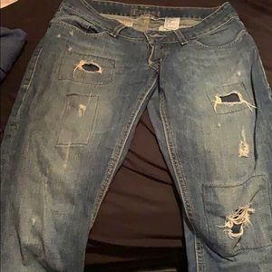 Cruel Girl distressed jean